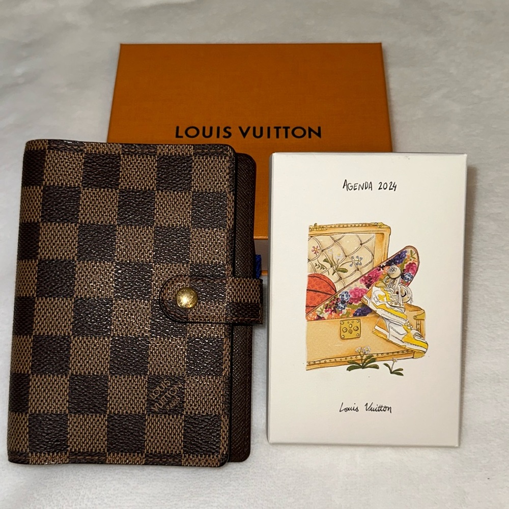 SOLD-Louis Vuitton Agenda 2024 Diary Set